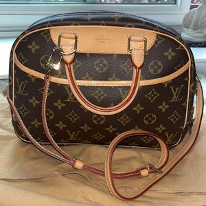Louis Vuitton trouville bag crossbody Classic LV with lock
